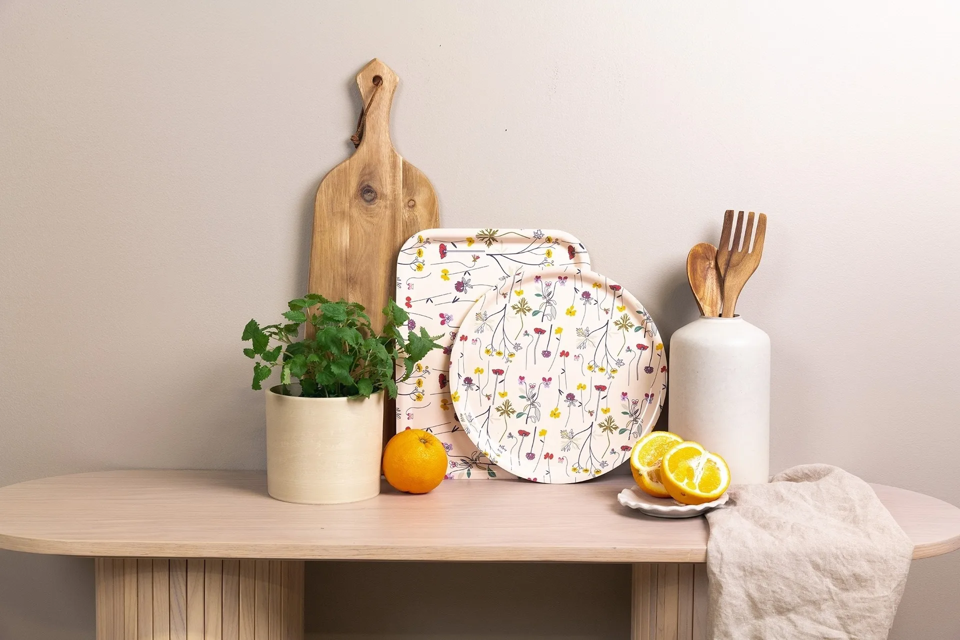 Plateau Herbarium Ø38 cm, Off-white Åry Home