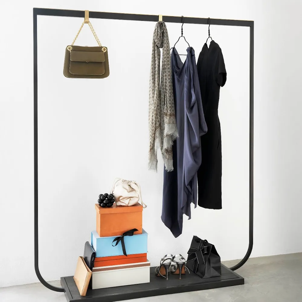 Tati porte-vêtements, bronze, small, marbre carrara Asplund