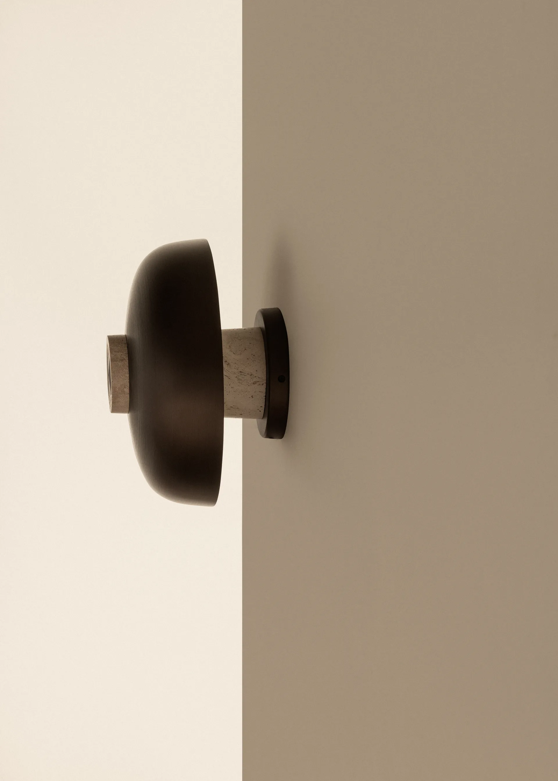 Applique murale installation fixe Reverse, Bronzed aluminium Audo Copenhagen