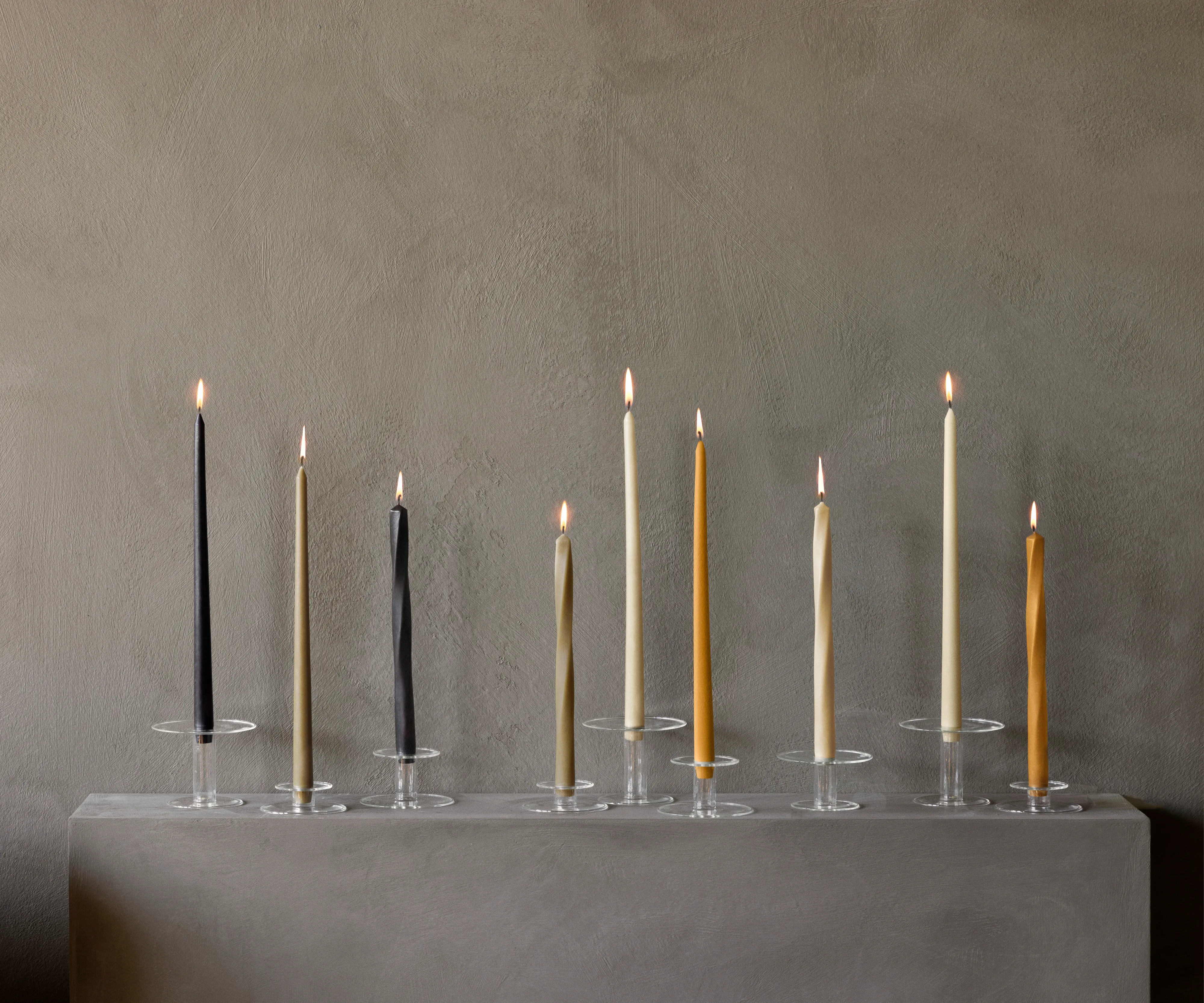 Lot De 12 Bougies Ciero Blanches - Diamètre 5 Cm, Hauteur 10 Cm - Durée 35h - Non Parfumées - Pour Décoration, événements, églises