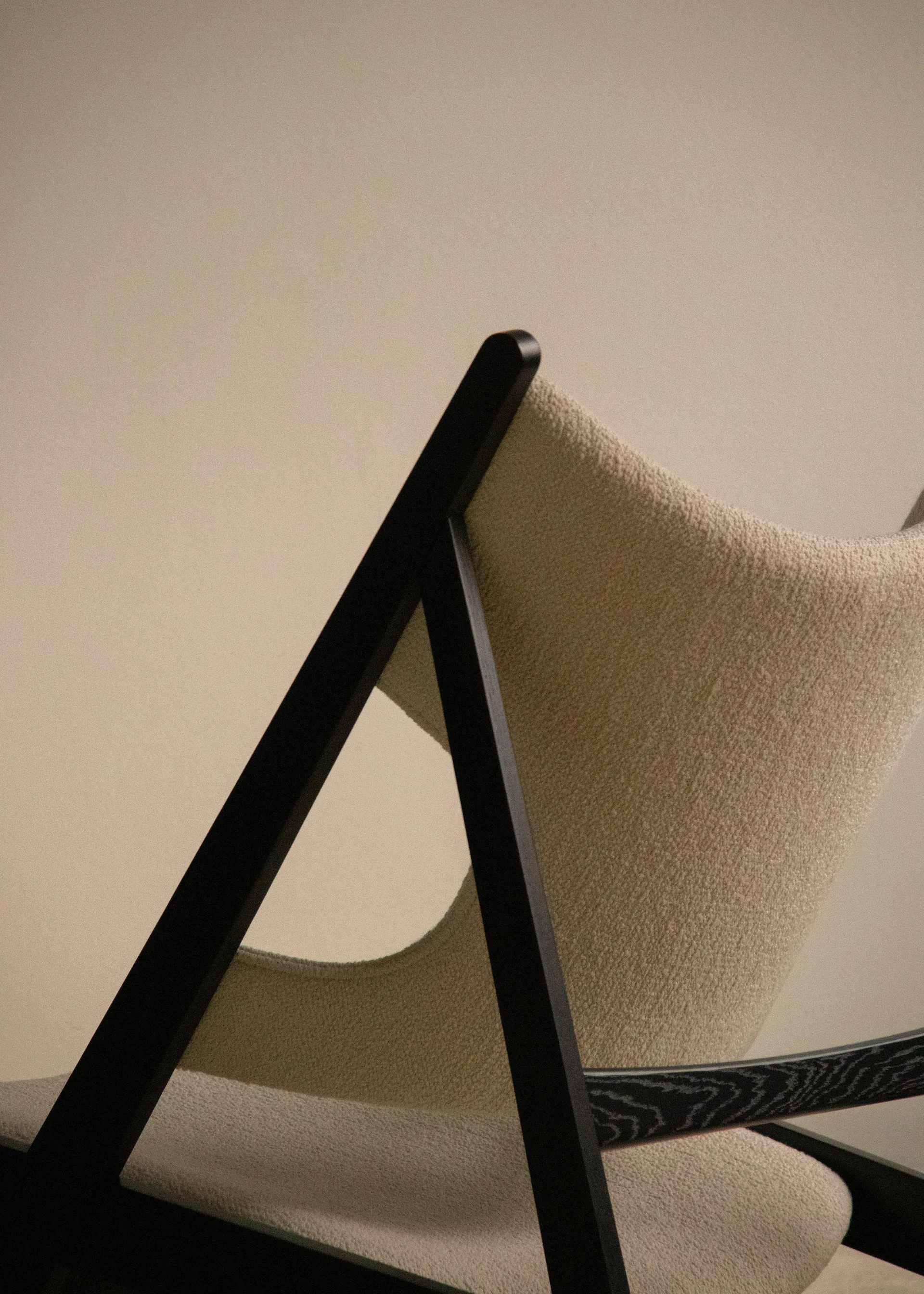 Chaise lounge Knitting, Barnum Bouclé 24-chêne noir Audo Copenhagen