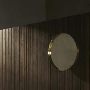 Grand miroir Darkly - laiton brossé - Audo Copenhagen