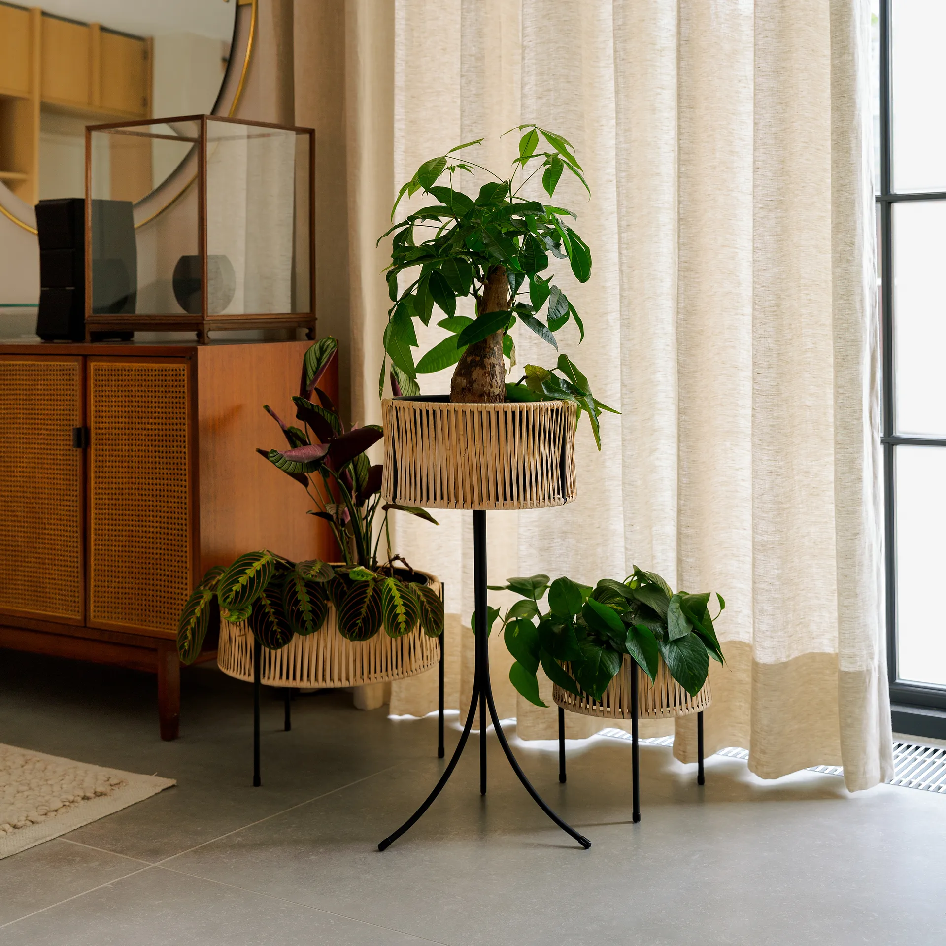 Jardinière Umanoff planter rotin-acier, h69 cm Ø36,5 cm Audo Copenhagen