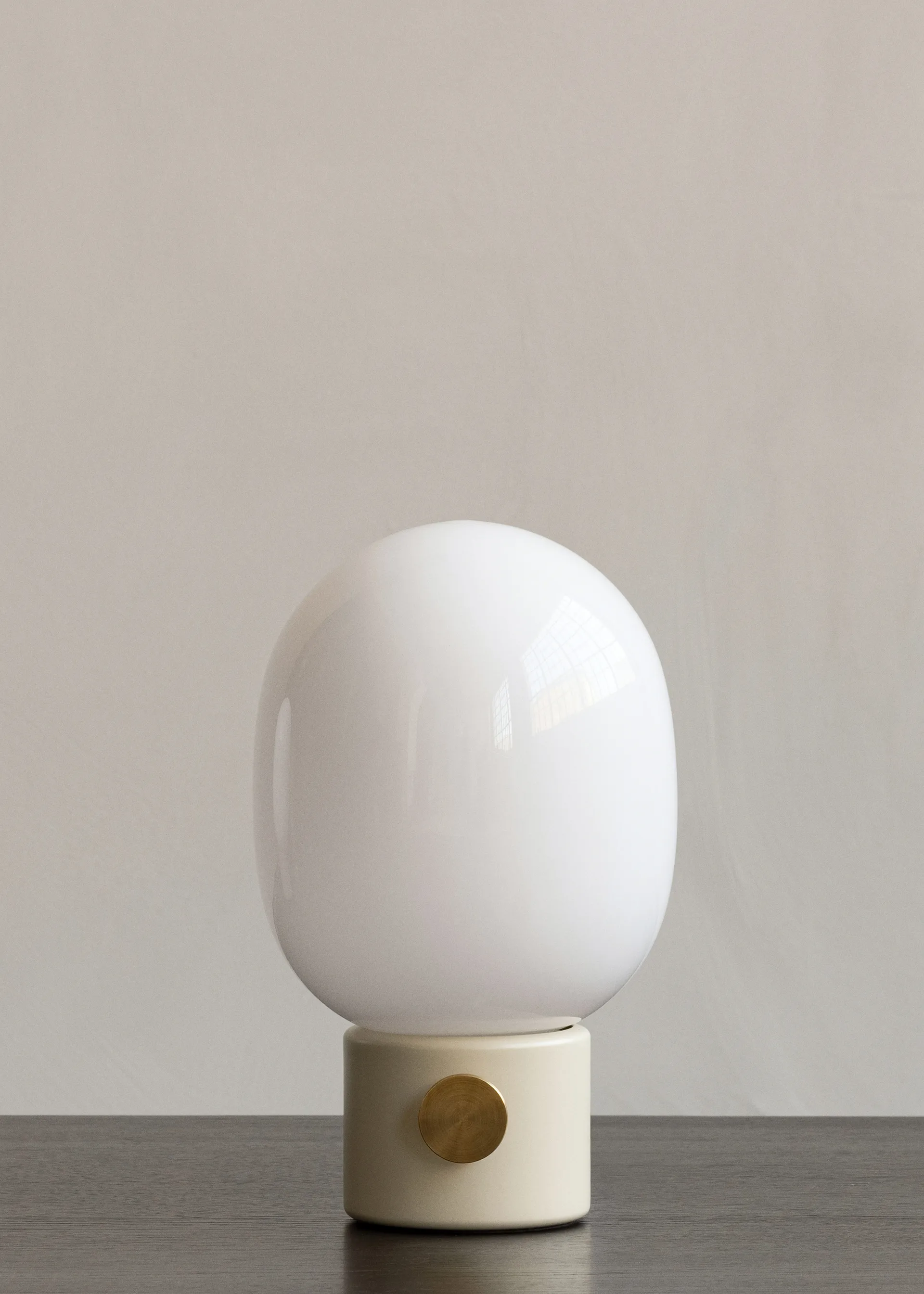 Lampe de table JWDA, Alabaster white Audo Copenhagen