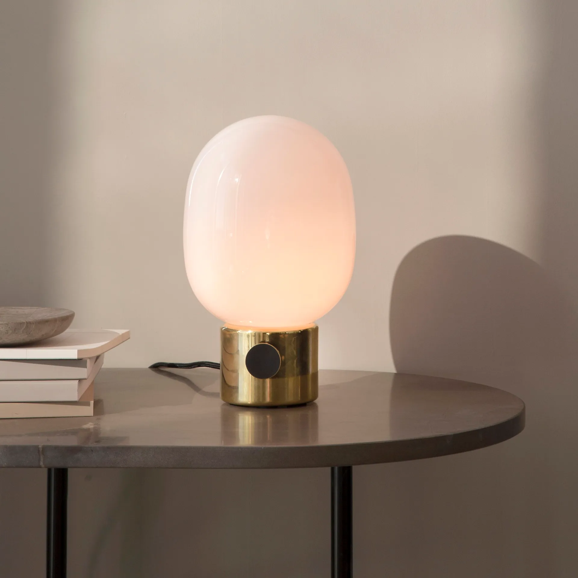 Lampe de table JWDA, Laiton poli, Small Audo Copenhagen