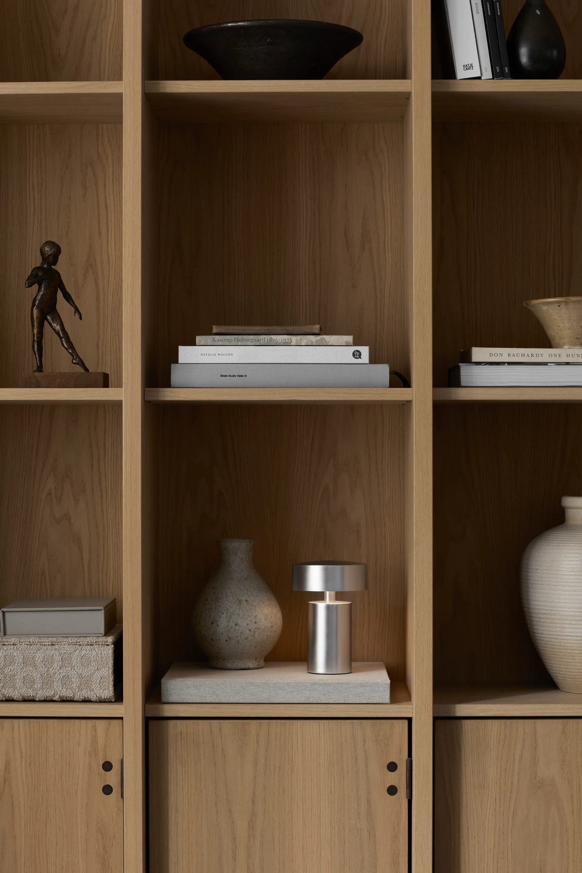 Lampe de table portable Column, Aluminium Audo Copenhagen