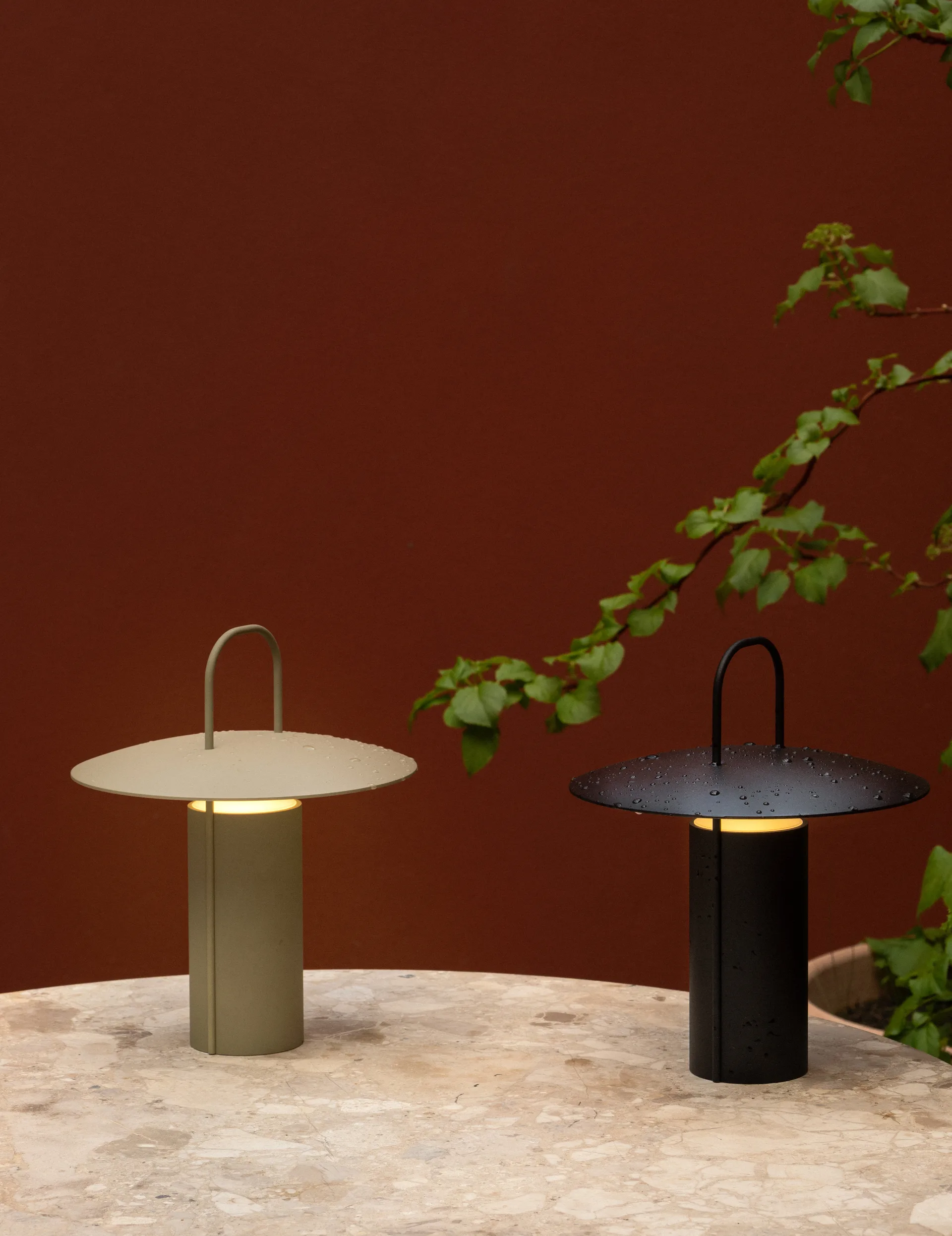 Lampe de table portable Ray, Dusty Green Audo Copenhagen