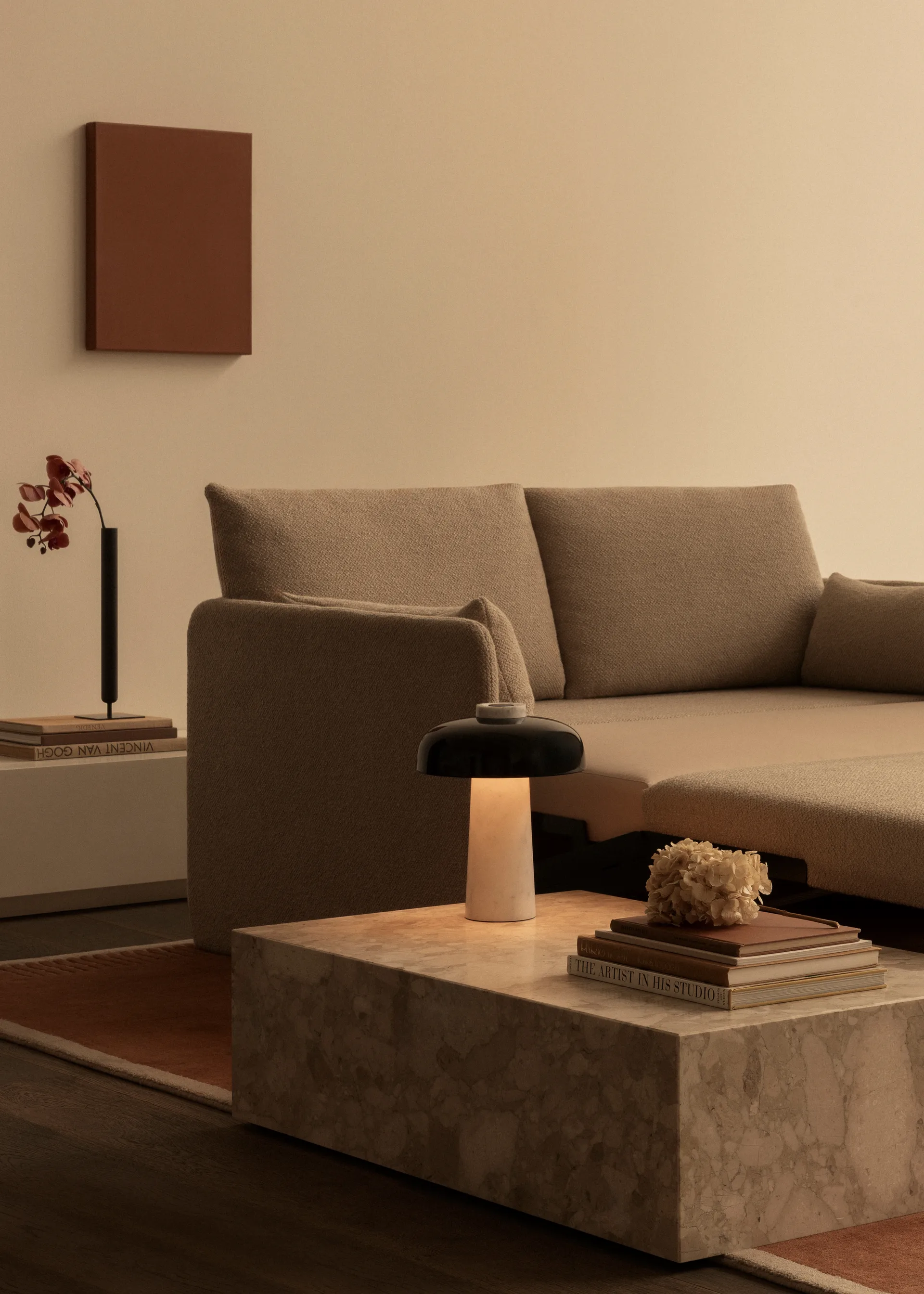 Lampe de table Reverse 30 cm, Carrara-black Audo Copenhagen