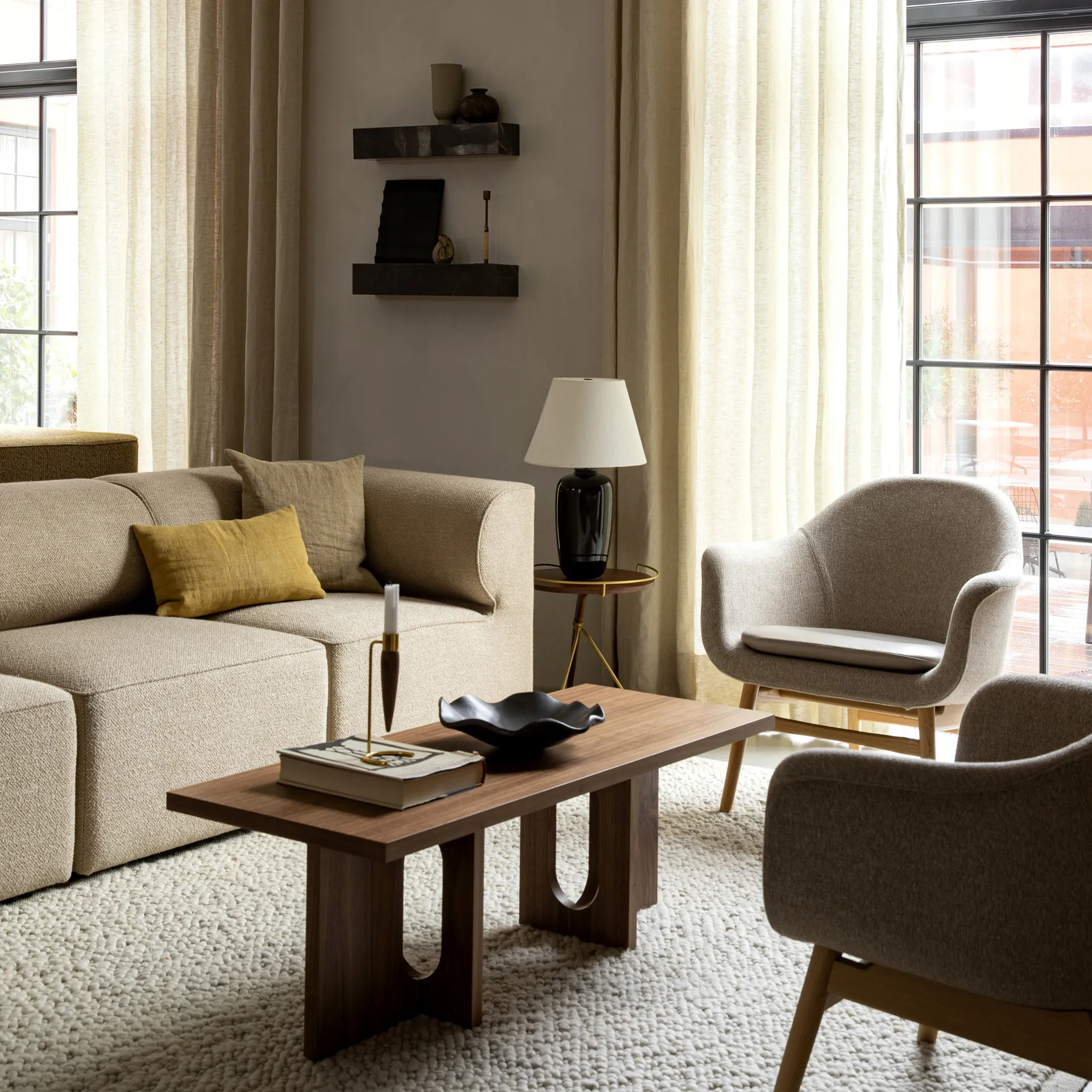 Lampe de table Torso 57 cm, Noir Audo Copenhagen