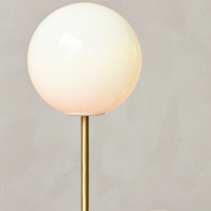Lampe de table TR Bulb - opale shiny, pied de lampe en marbre gris - Audo Copenhagen