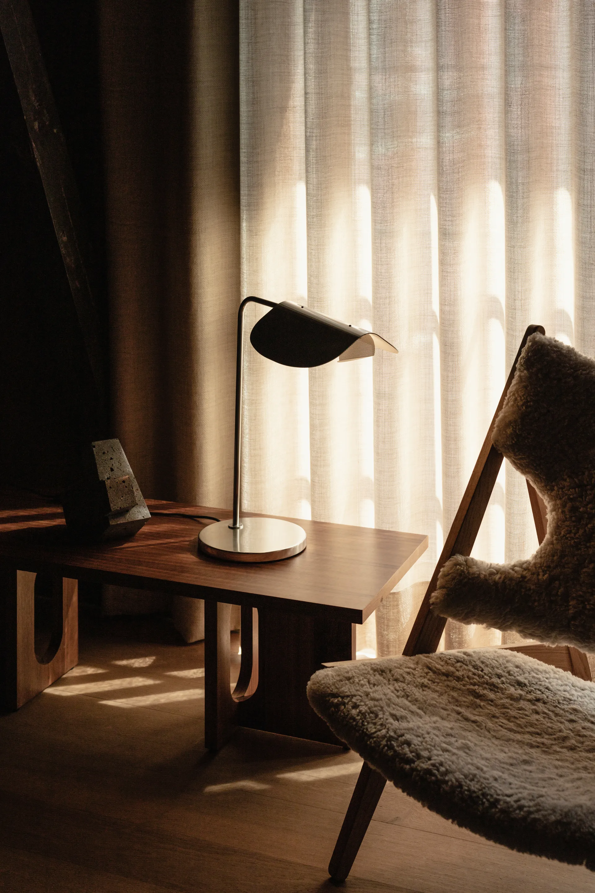 Lampe de table Wing 56 cm, Aluminium Audo Copenhagen