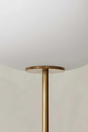 Lampe sur pied JWDA - Travertin-laiton brossé, 130 cm - Audo Copenhagen