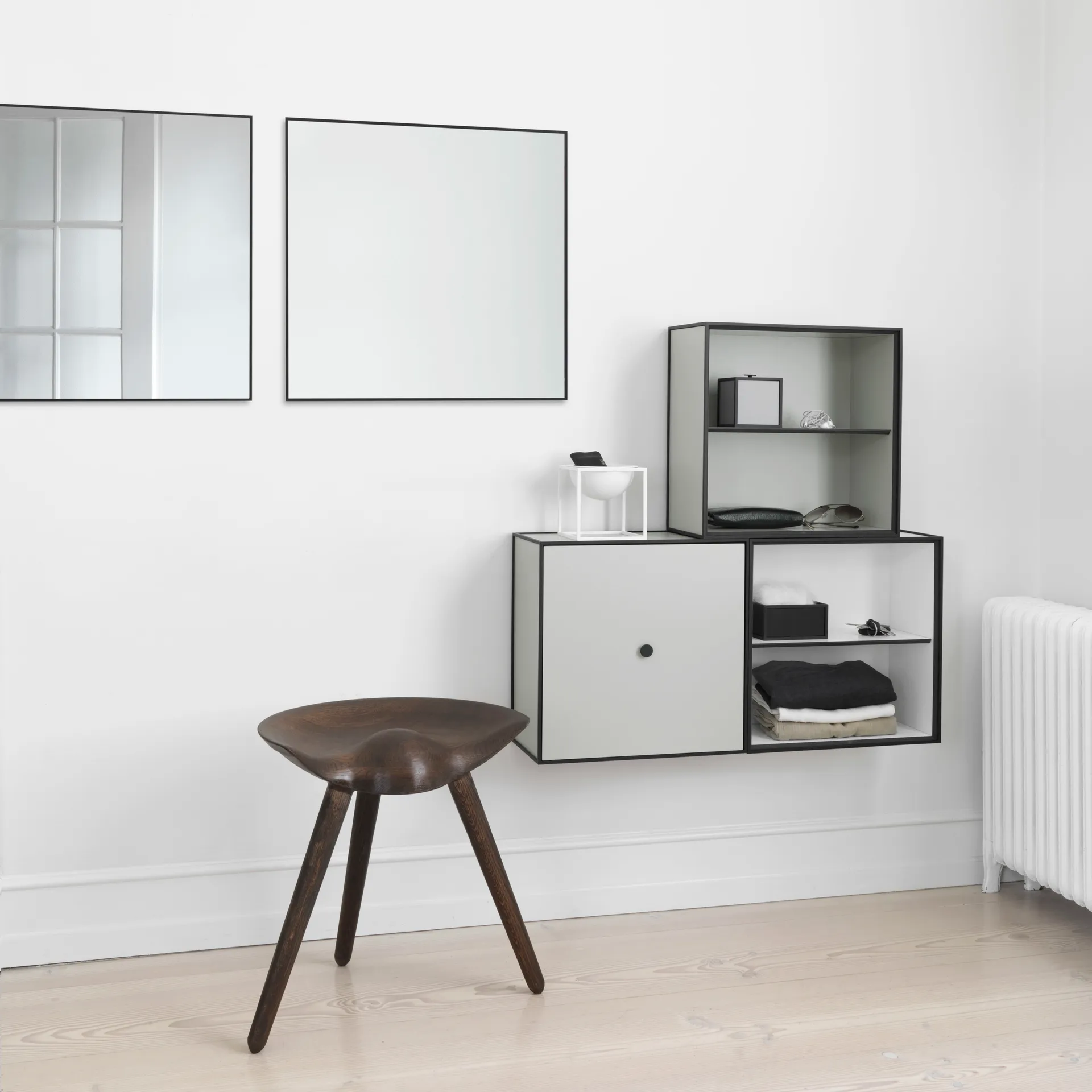 Miroir View 56 x 56 cm, noir Audo Copenhagen