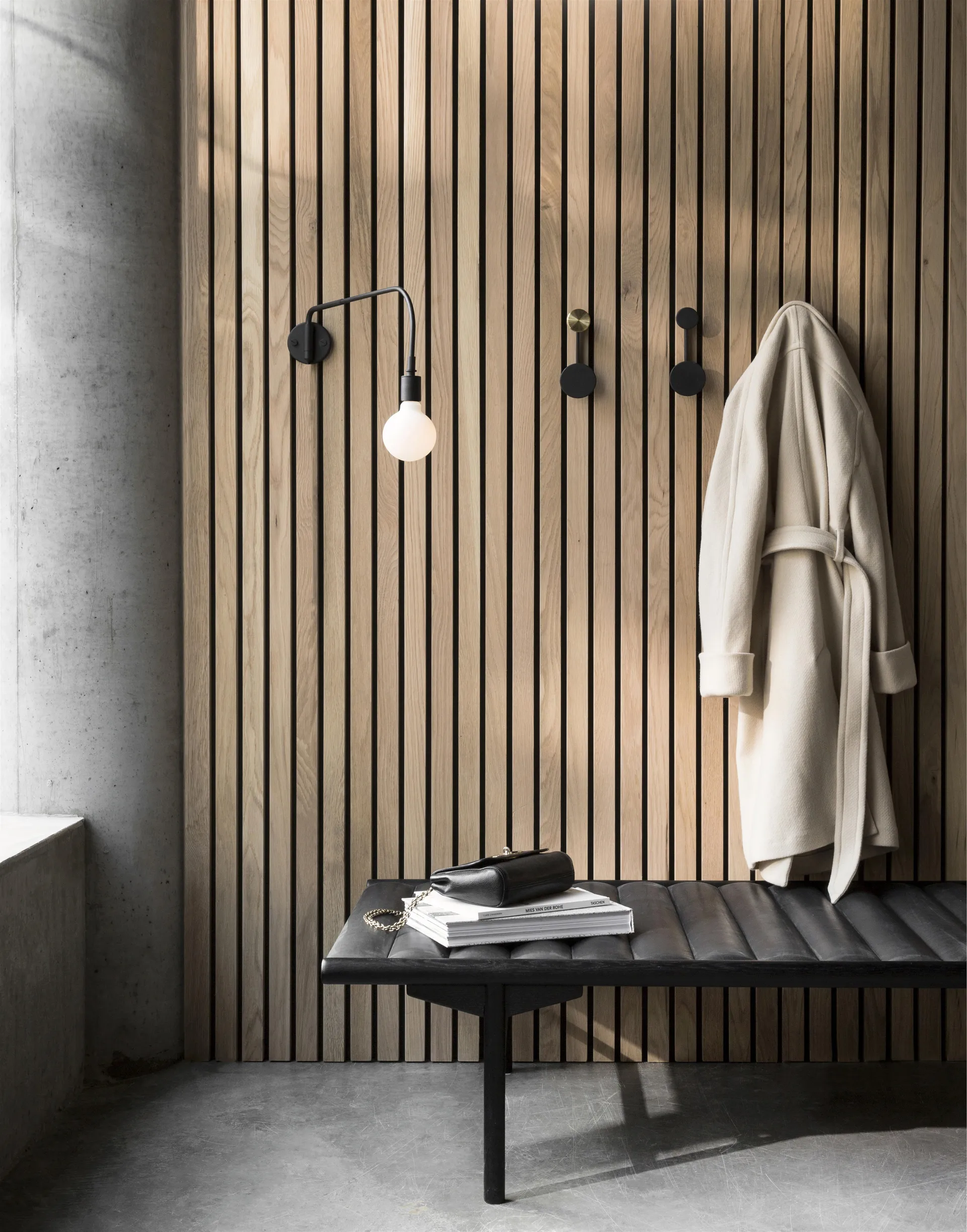 Petit crochet à vêtements Afteroom, noir Audo Copenhagen