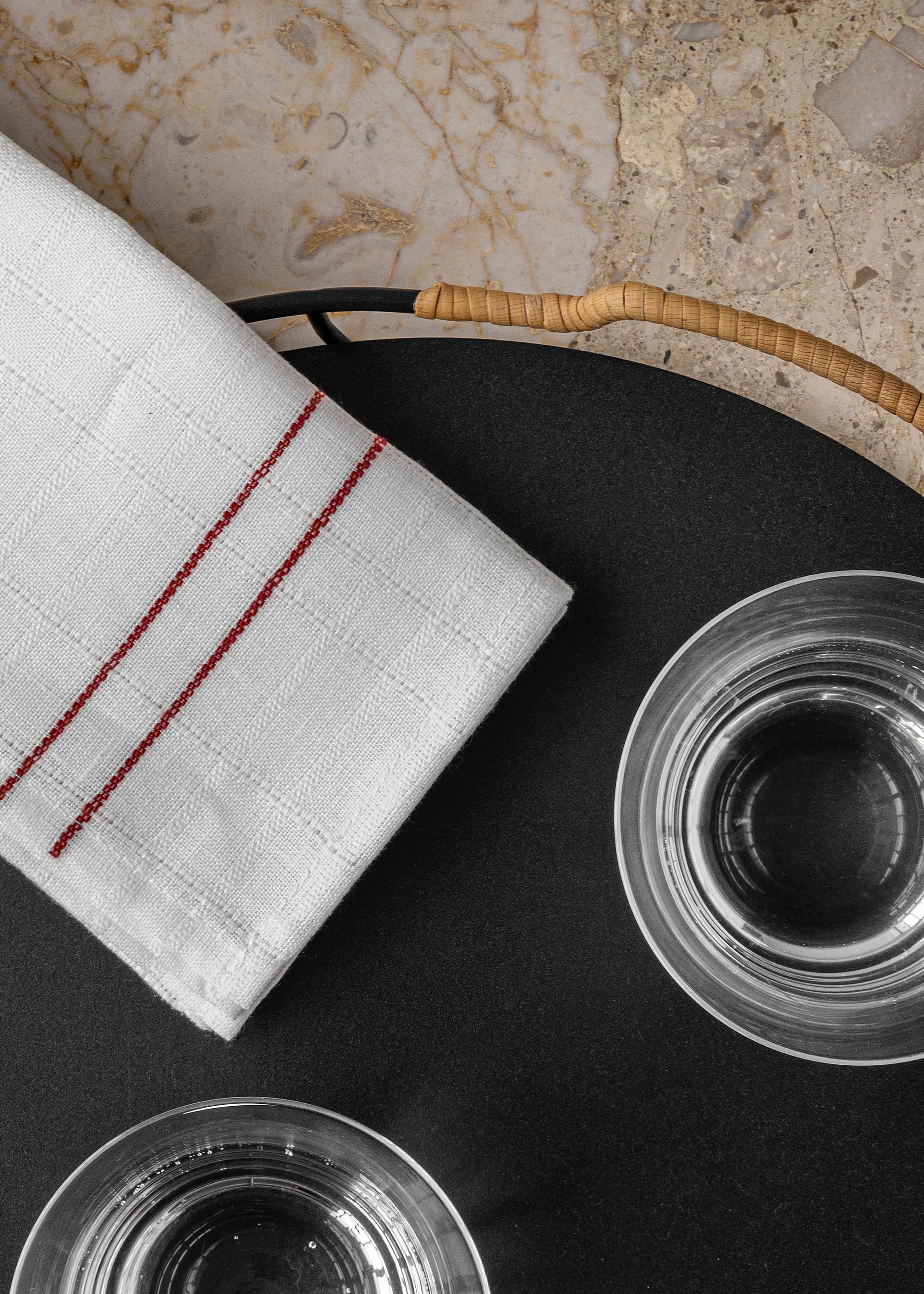 Plateau Balcony Ø36,5 cm, Noir Audo Copenhagen