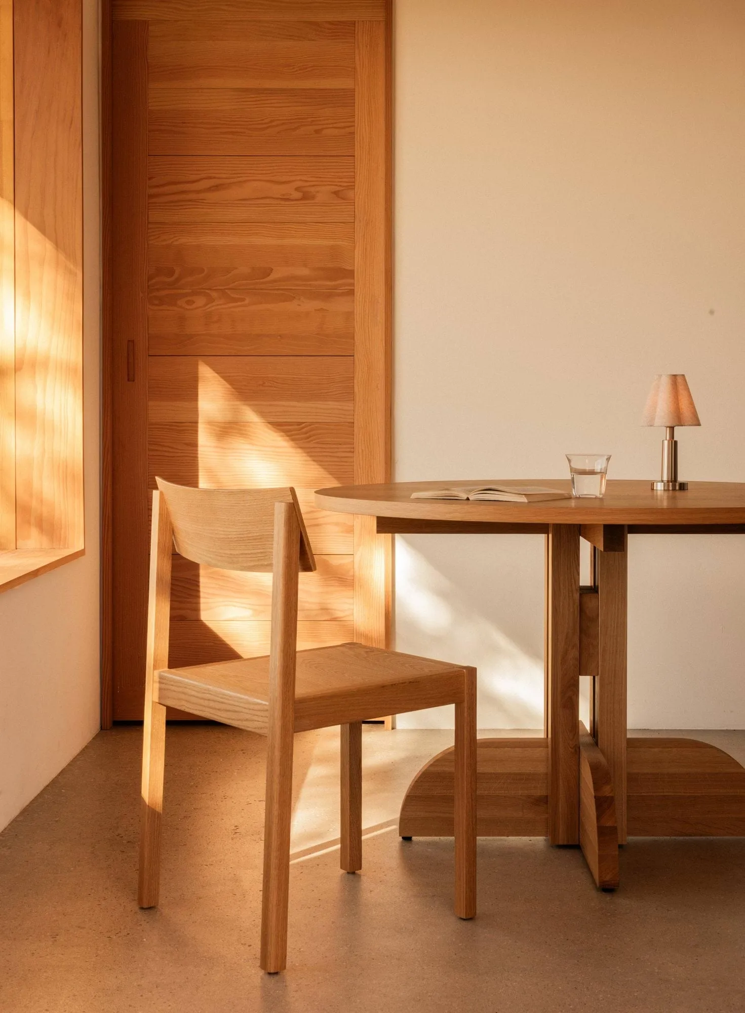 Puffin Dining Table - chêne plaqué naturel, Placage de chêne naturel, Ø140 cm Audo Copenhagen