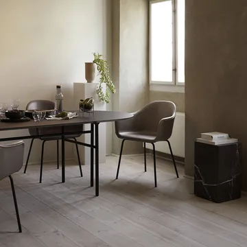 Table à manger Snaregade Oval ovale - charcoal linoleum, structure en acier noir - Audo Copenhagen