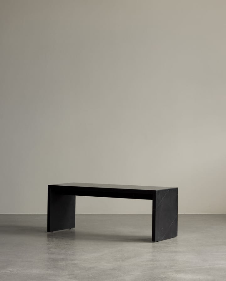 Table d’appoint Plinth Bridge  - Nero Marquina - Audo Copenhagen