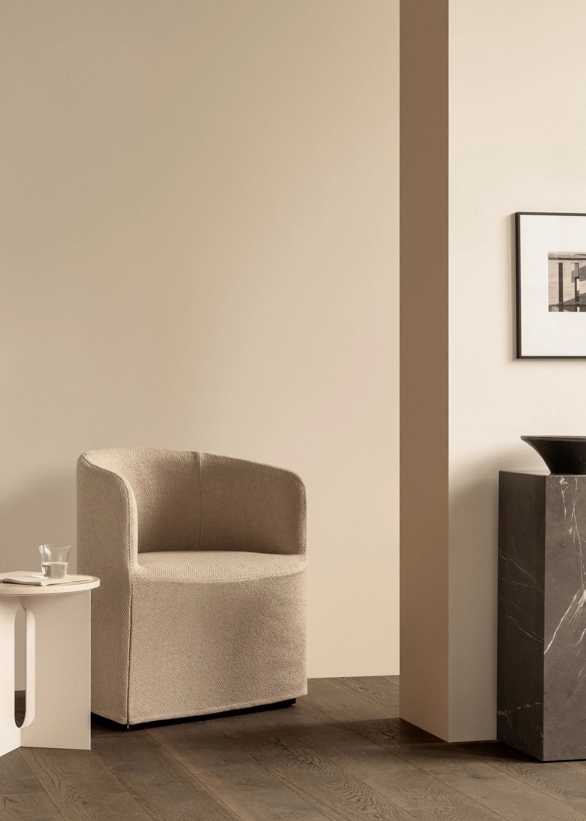 Table d’appoint Plinth tall 30x30x51 cm, Grey galaxy Audo Copenhagen