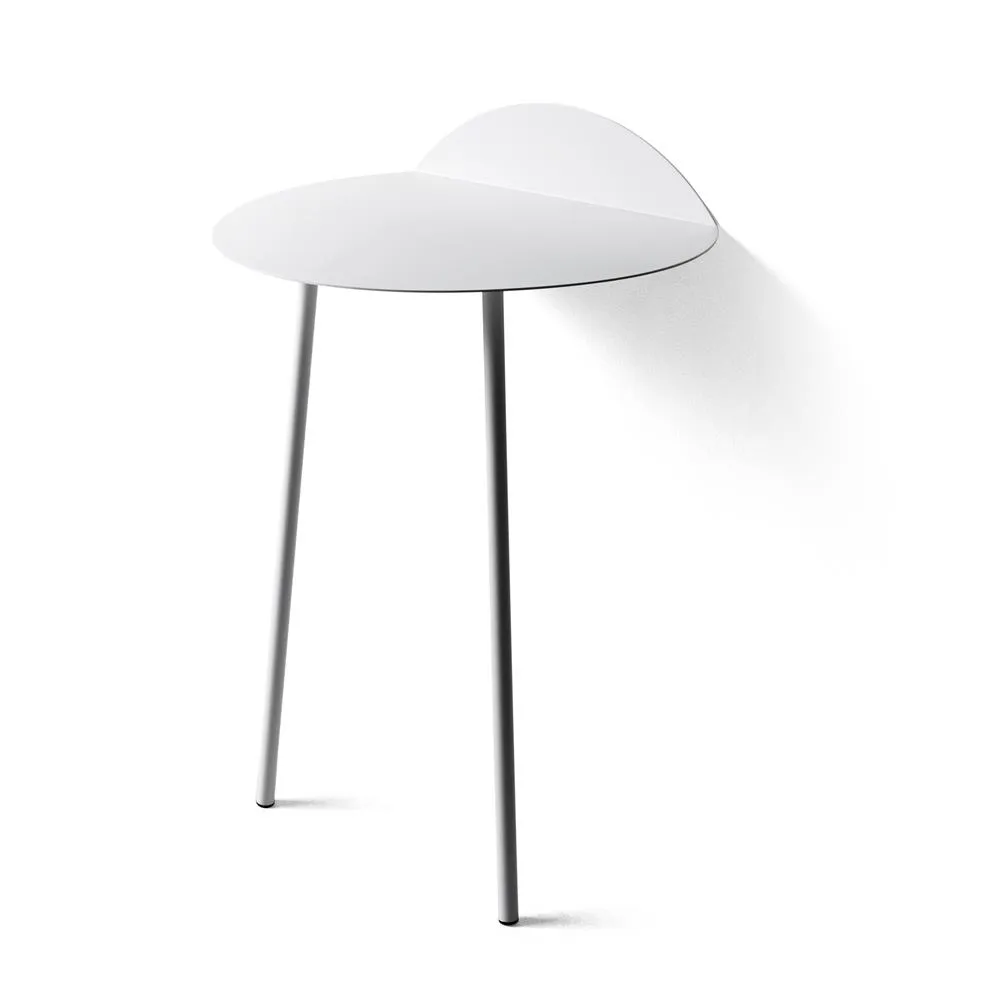 Table haute murale Yeh, blanc Audo Copenhagen