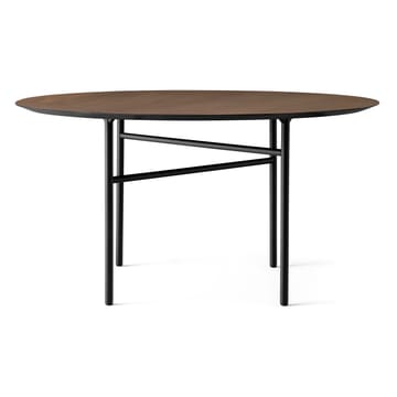 Table ronde Snaregade - Chêne teinté noir-foncé, Ø138 cm - Audo Copenhagen