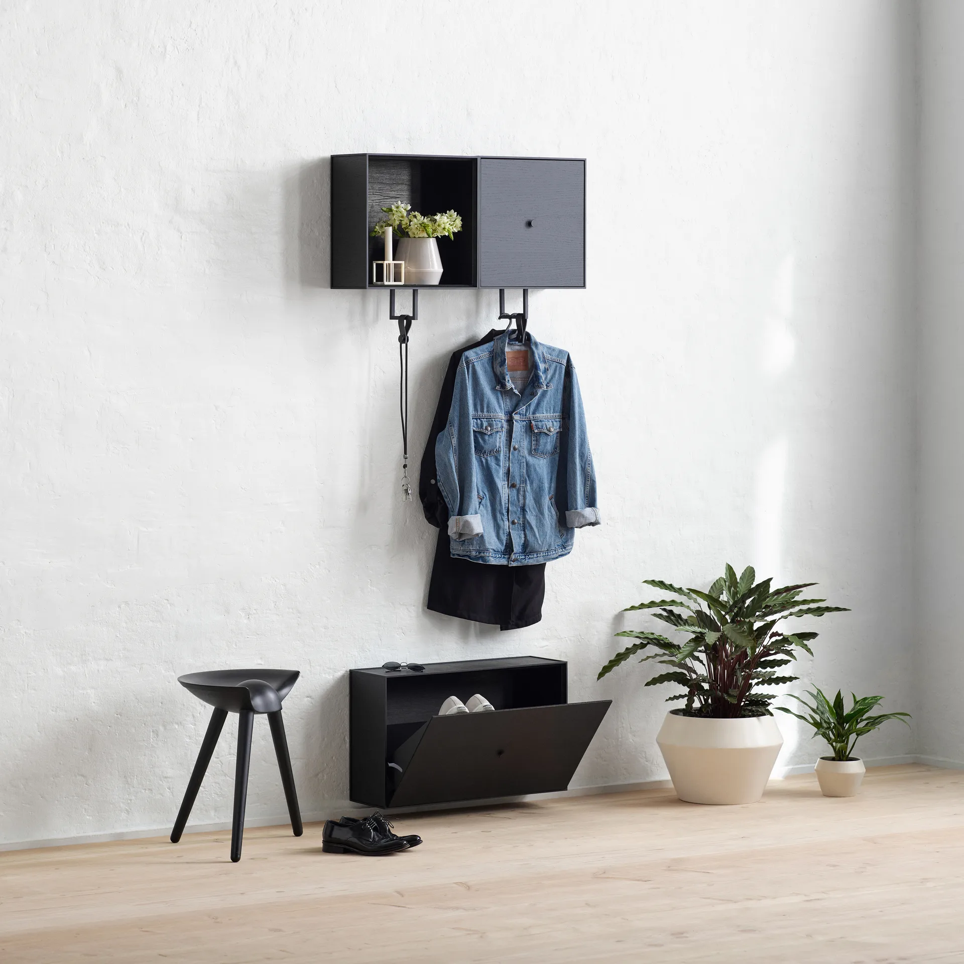 Tabouret ML42 48 cm, Hêtre teinté noir  Audo Copenhagen