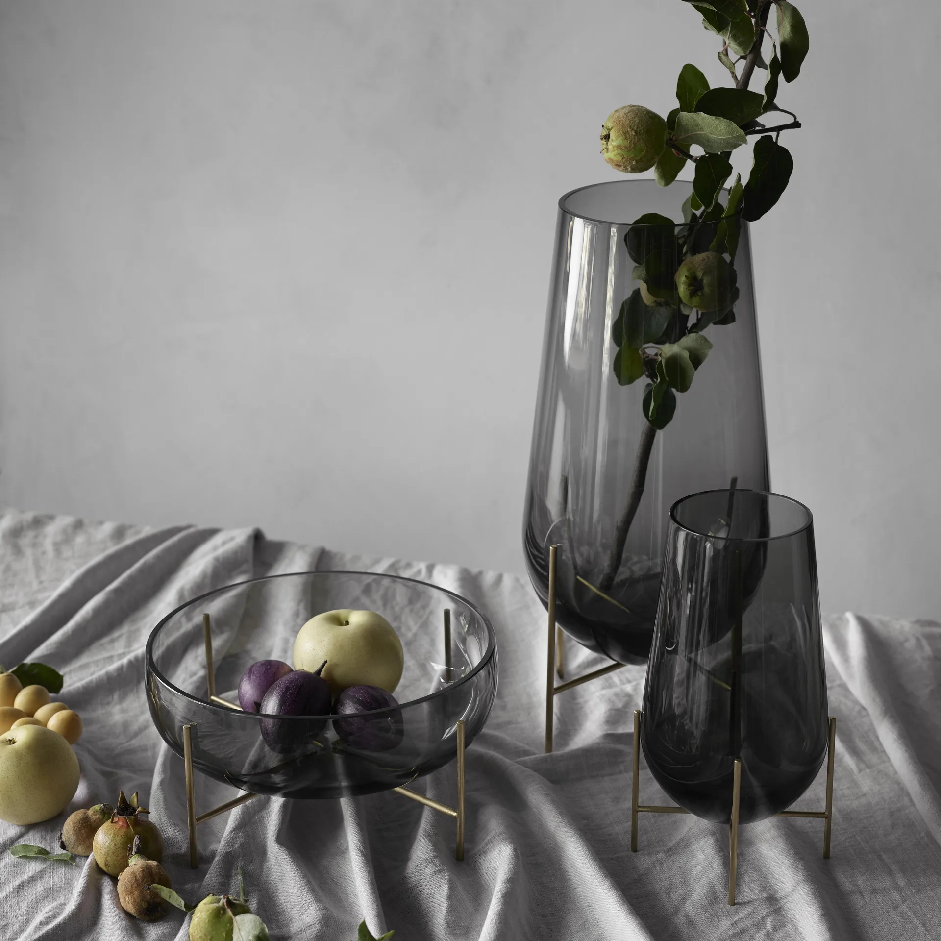 Vase moyen Échasse, verre fumé Audo Copenhagen