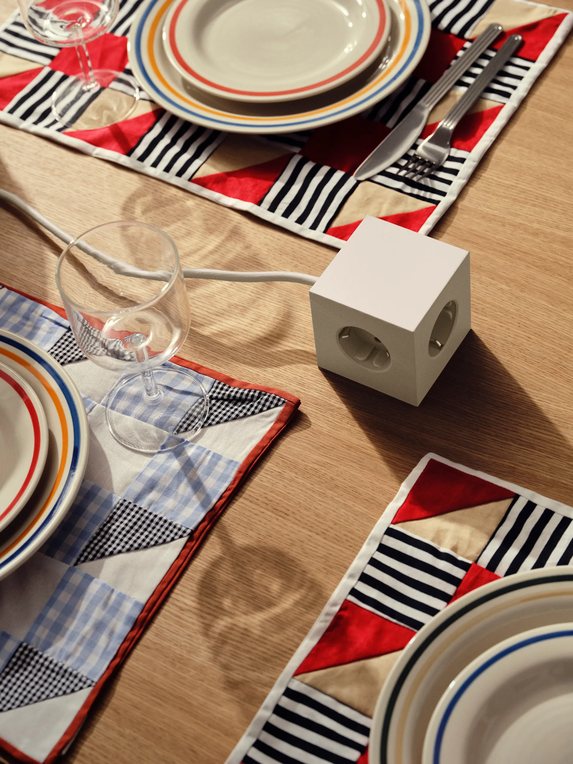 Multiprise Square 1 USB-C 30W 3 m, Nomad Sand Avolt