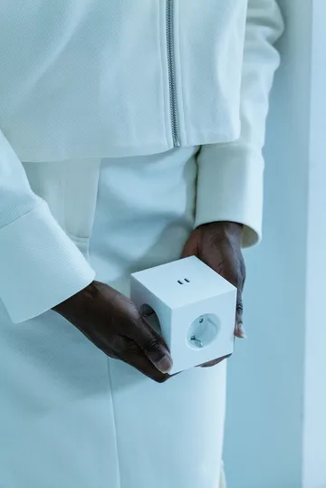 Prise Square 2 - Martinelli Luce Opal White - Avolt