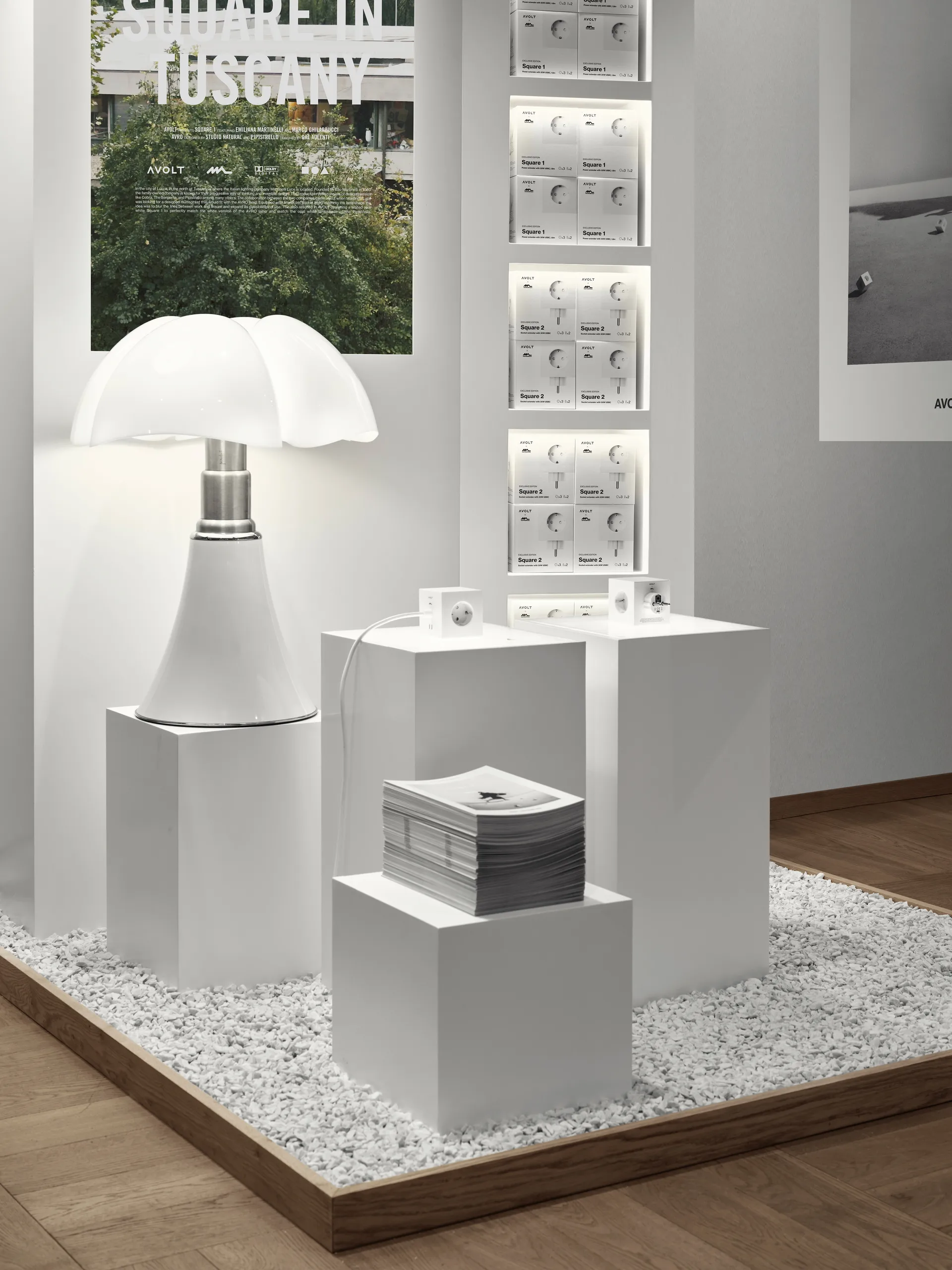 Prise Square 2, Martinelli Luce Opal White Avolt