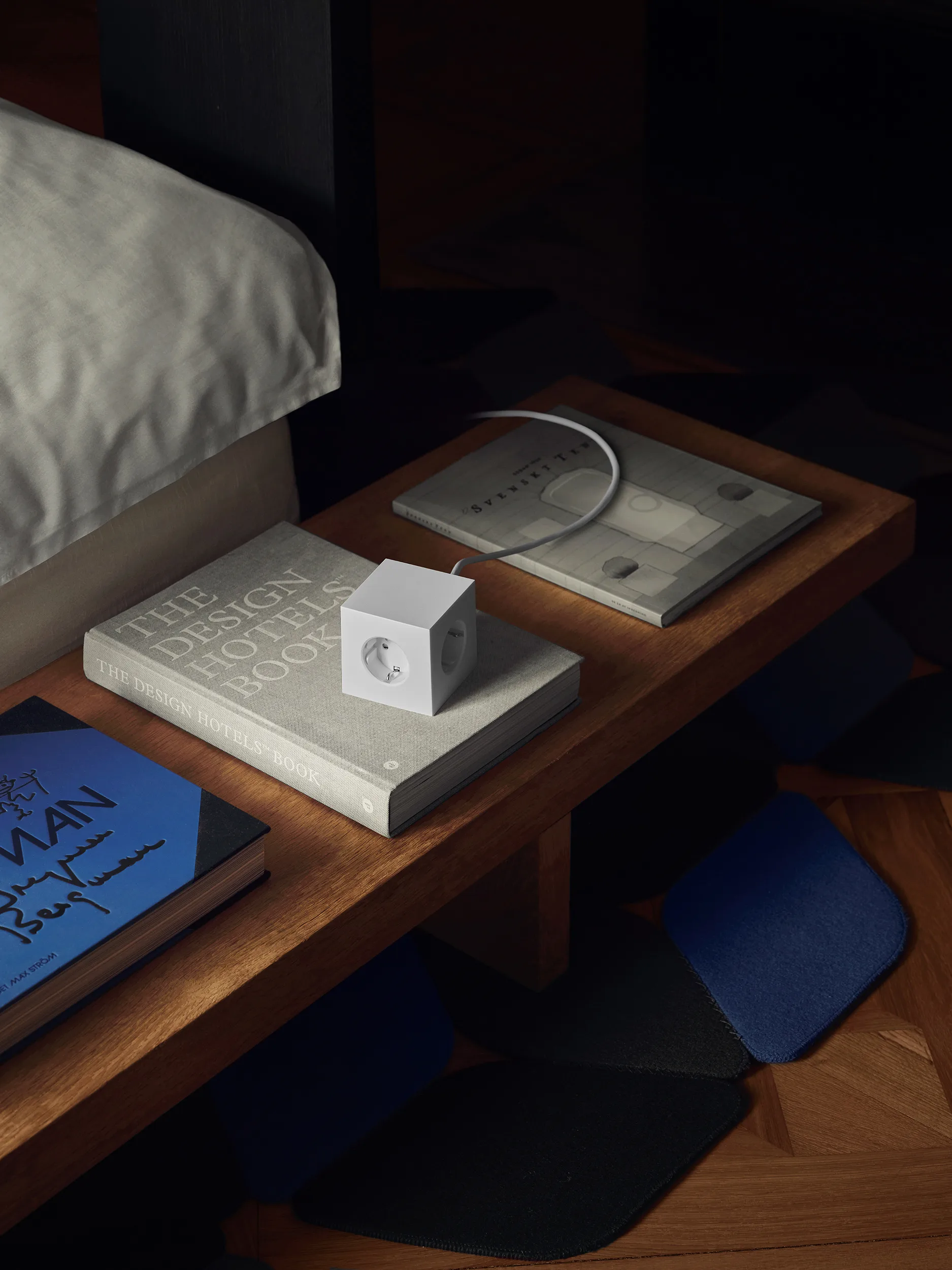 Square 1 prise avec sortie USB-C 30W 1,8 m, White Martinelli Luce edition Avolt