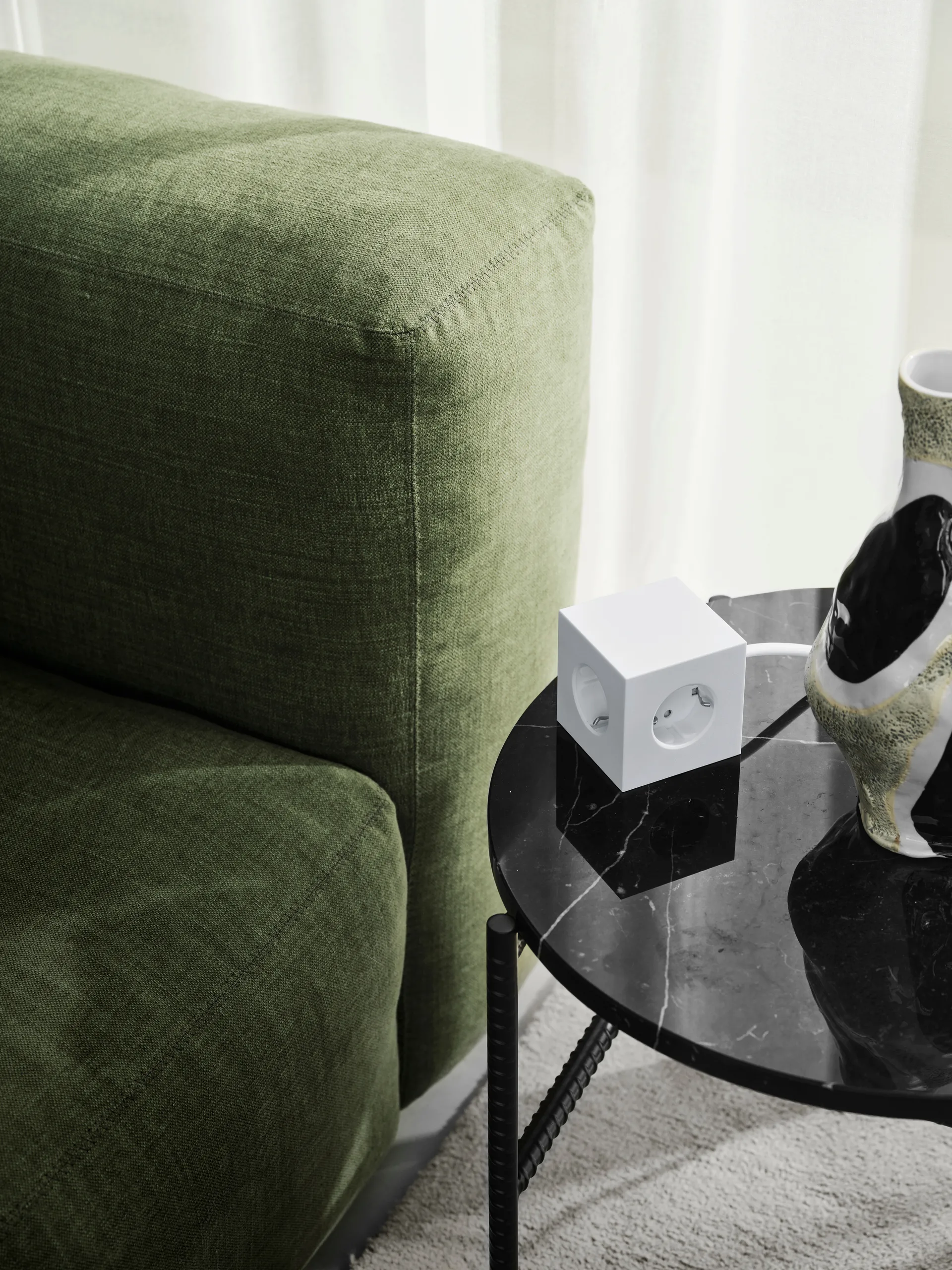 Square 1 prise avec sortie USB-C 30W 1,8 m, White Martinelli Luce edition Avolt