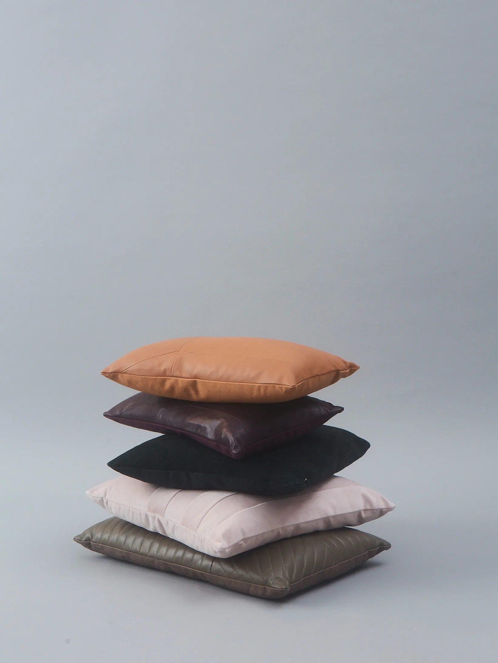 Coussin Sanati 50x50 cm, Rose AYTM