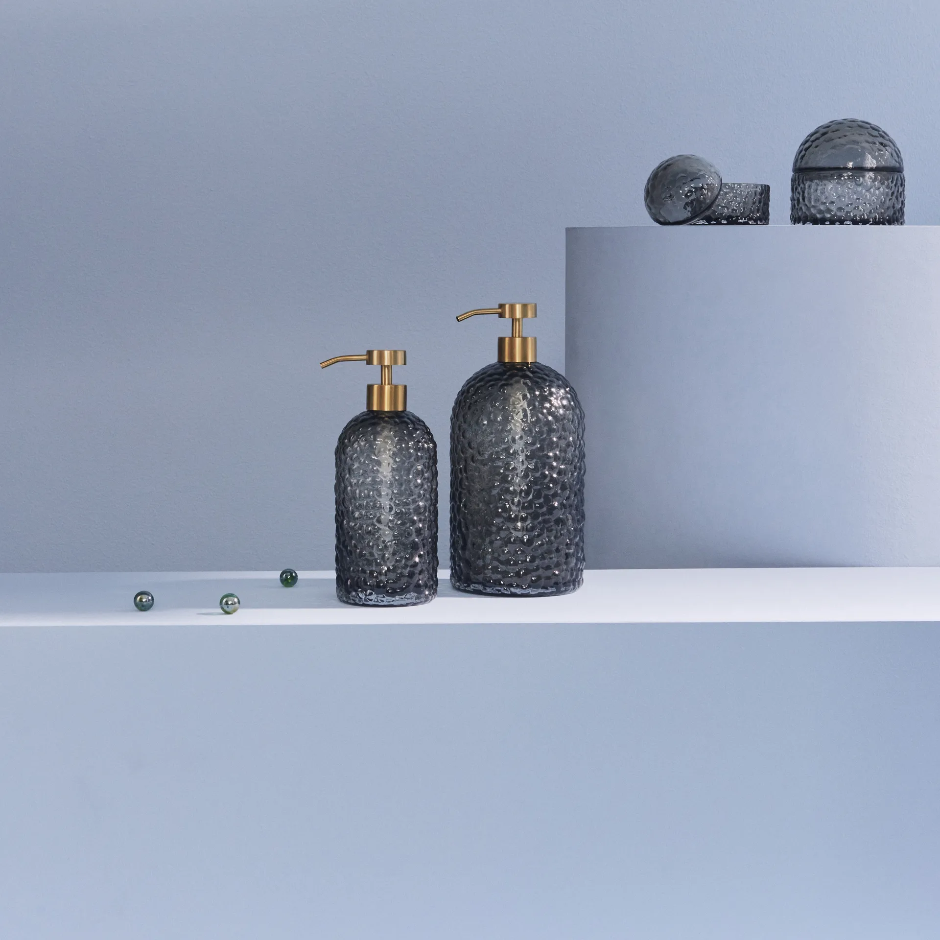 Distributeur de savon Arura 20 cm, Noir AYTM