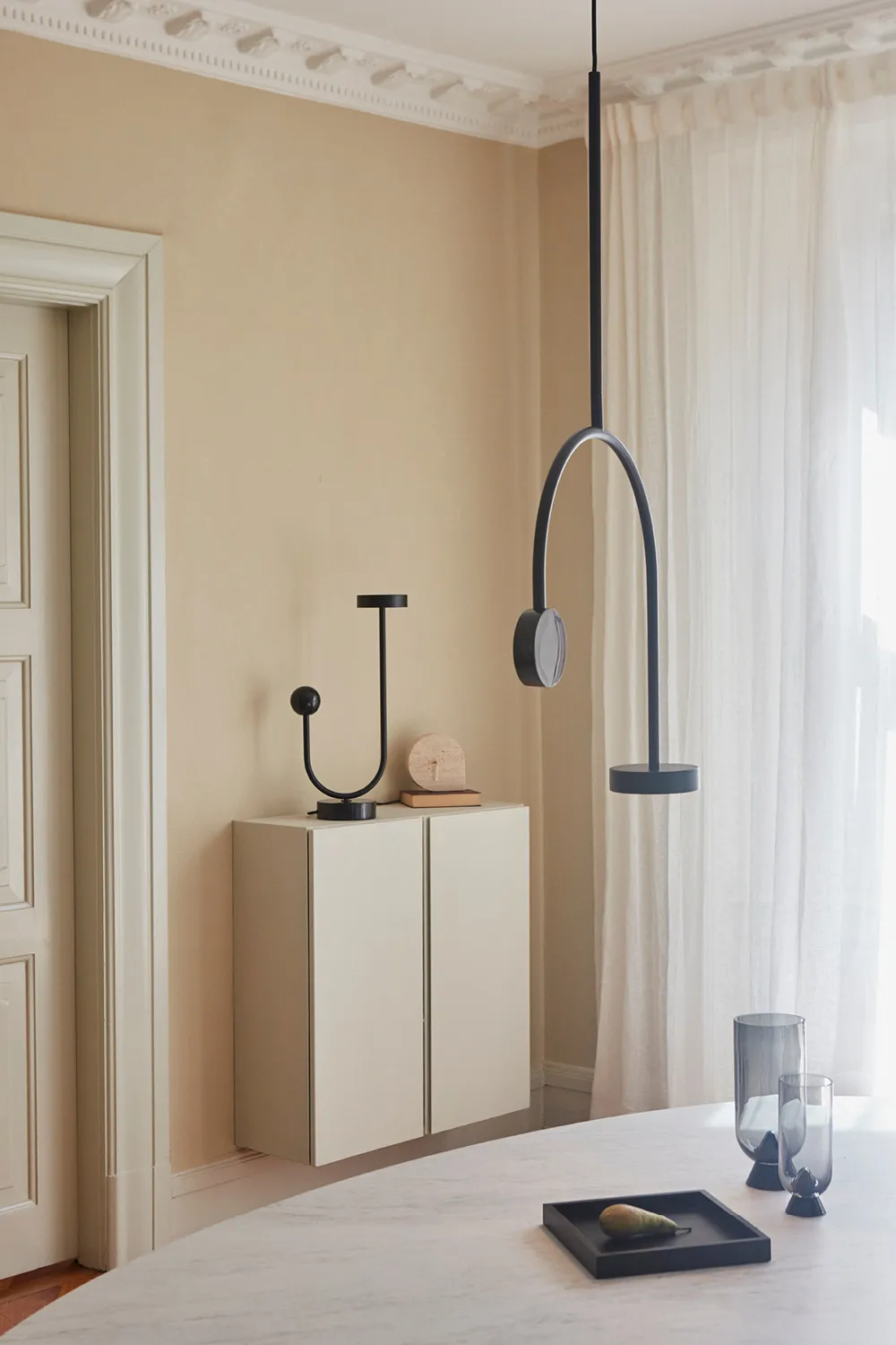 Suspension GRASIL 30x54 cm, Noir/Noir AYTM