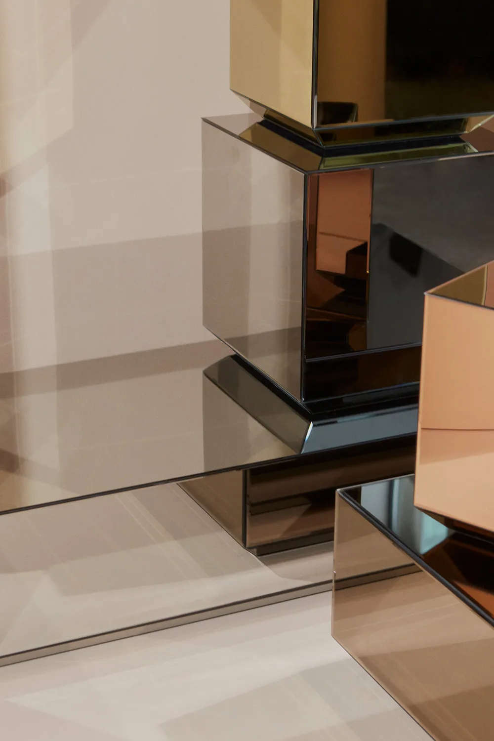 Table basse Speculum 80x80 cm, Noir AYTM