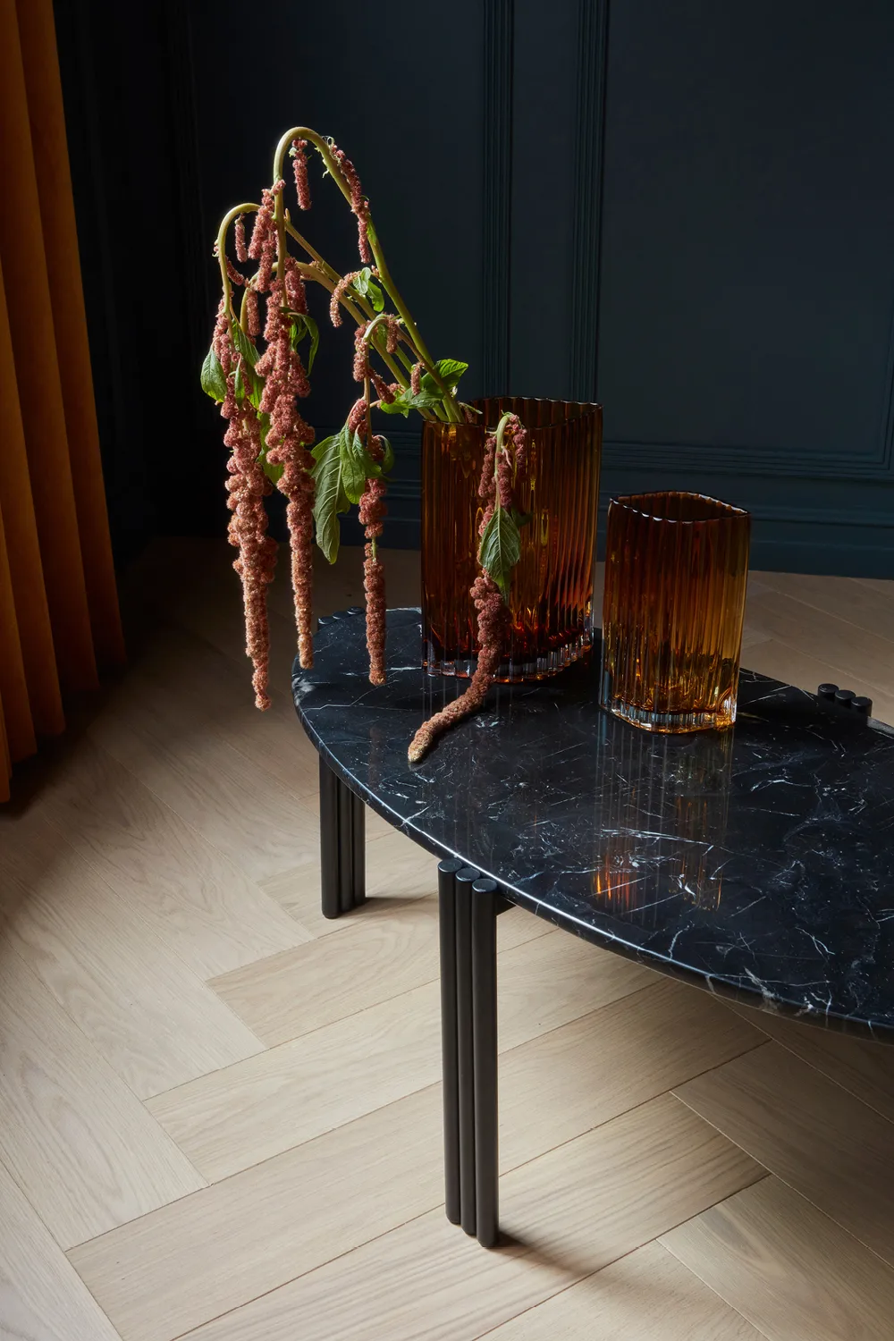 Vase Folium 20 cm, Amber AYTM