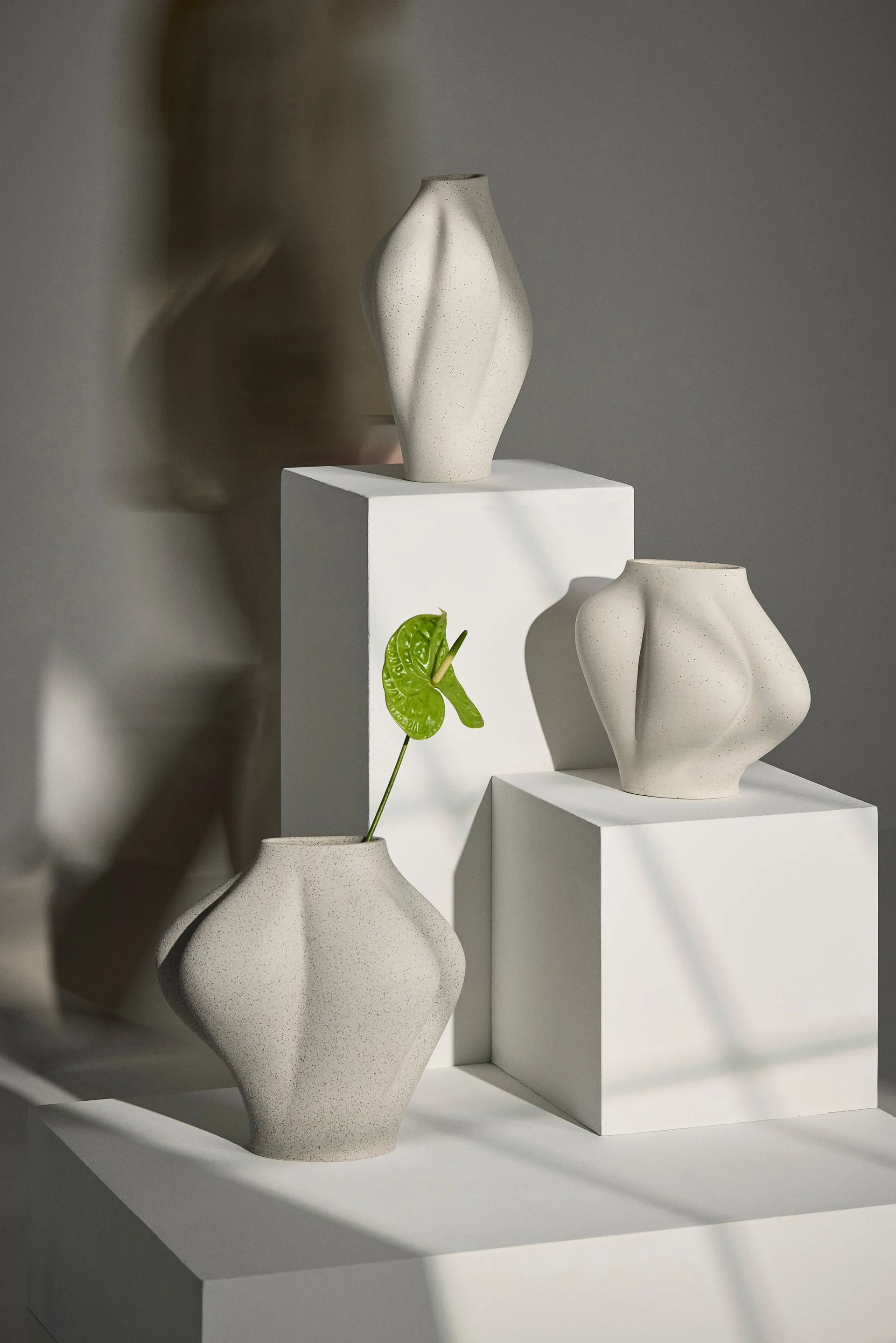 Vase Saltare, Cream, Ø15x25 cm AYTM