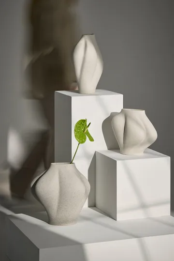 Vase Saltare - Cream, Ø15x25 cm - AYTM