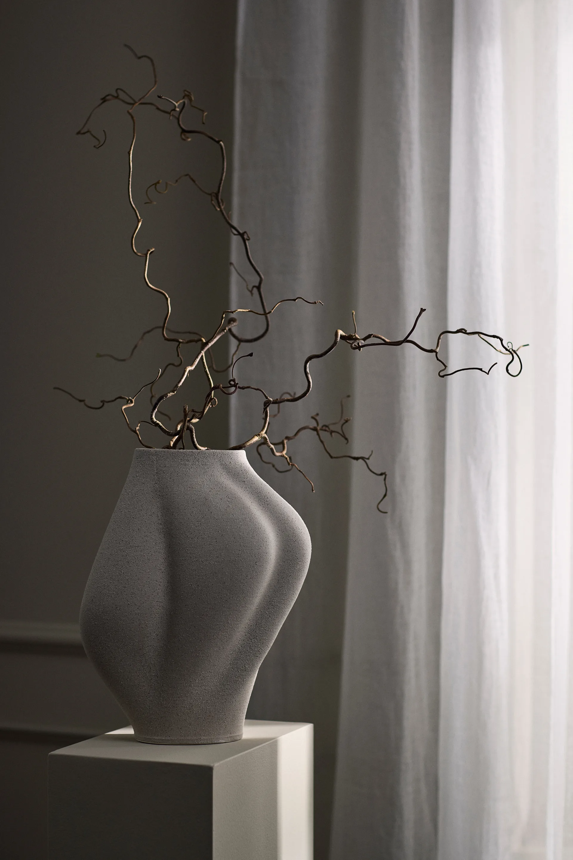 Vase Saltare, Taupe, Ø17x35 cm AYTM