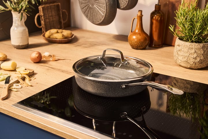 Salina Ceramic Granit sauteuse avec couvercle en verre., 28 cm Ballarini