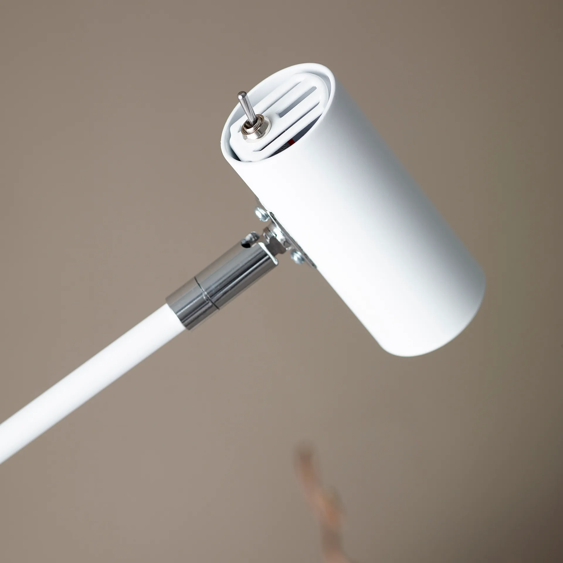 Lampe sur pied Cato, Blanc mat Belid