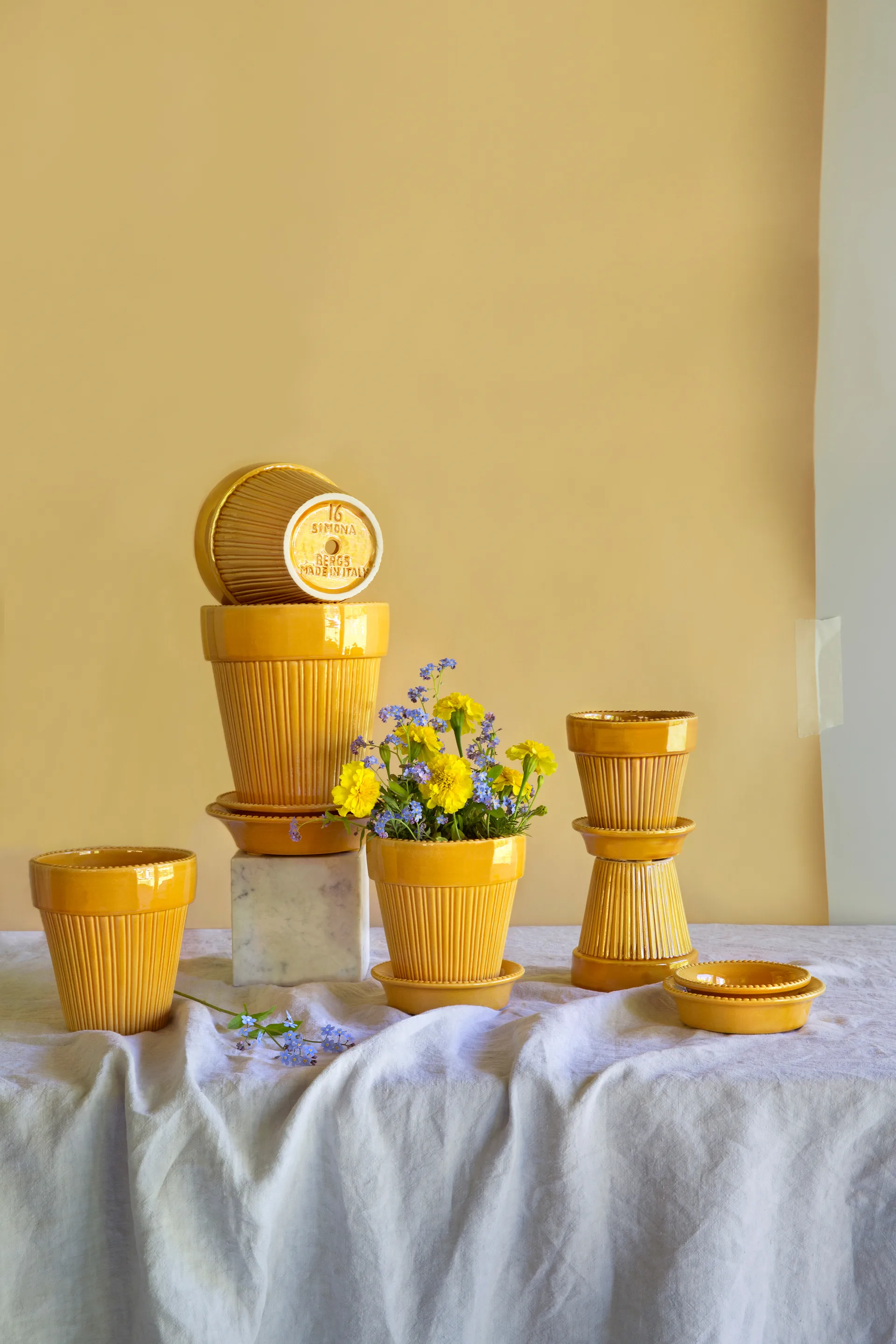 Pot émaillé Simona Ø18 cm, Yellow Bergs Potter