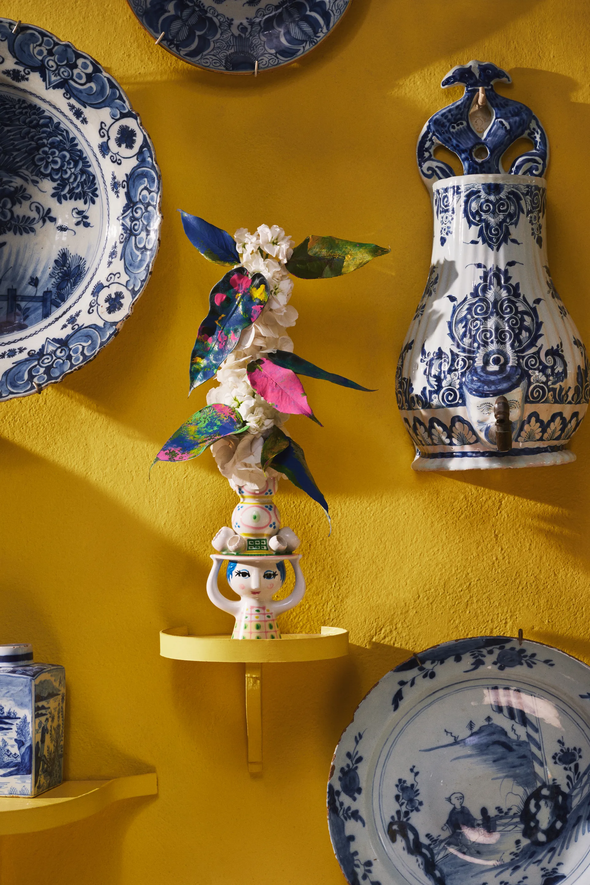 Bougeoir Lady with hat H16 cm, Rose Bjørn Wiinblad