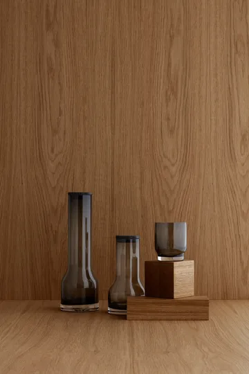 Carafe à eau Lungo 0,6 L - Smoke - blomus