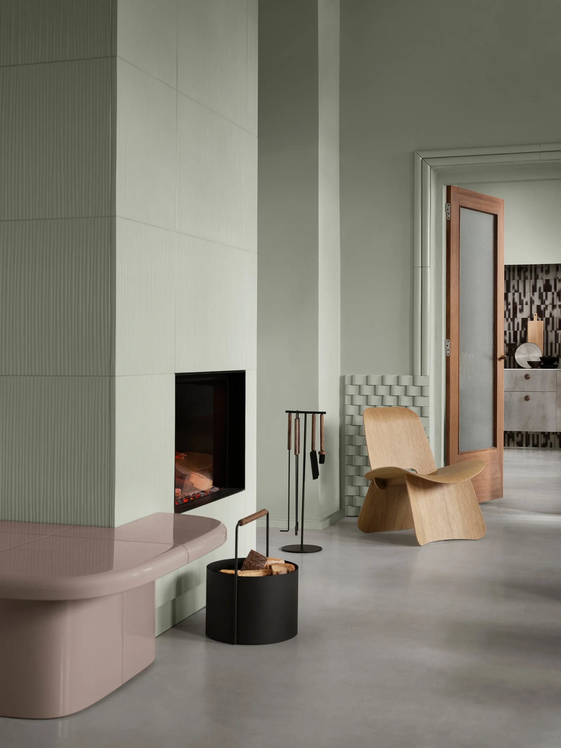 Chaise Nagomi, Contreplaqué huilé blomus