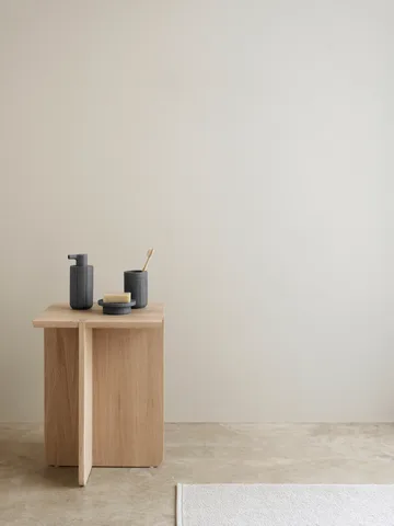 Distributeur de savon Kua - Cèdre, 30 cl - blomus