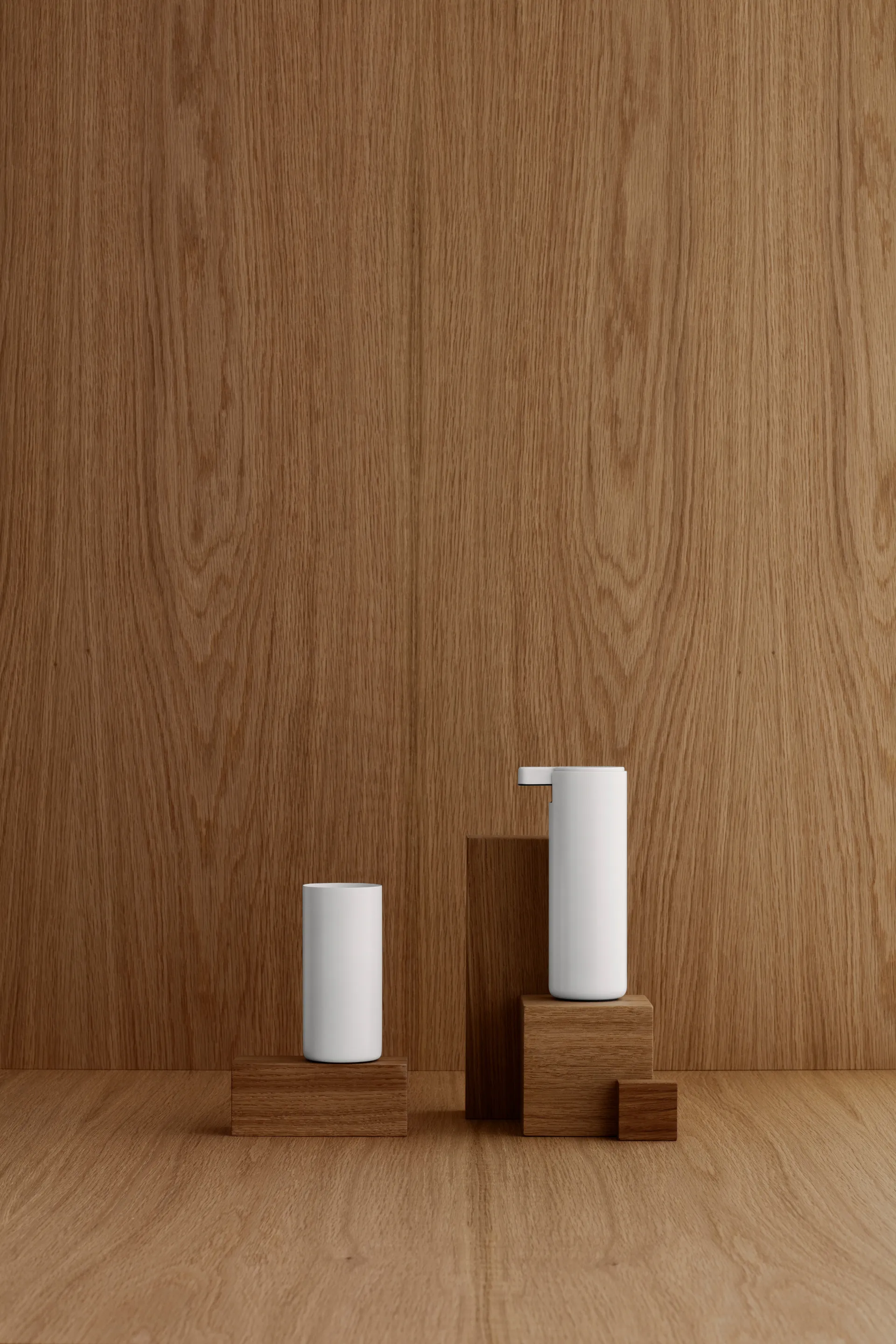 Distributeur de savon Modo, Blanc blomus