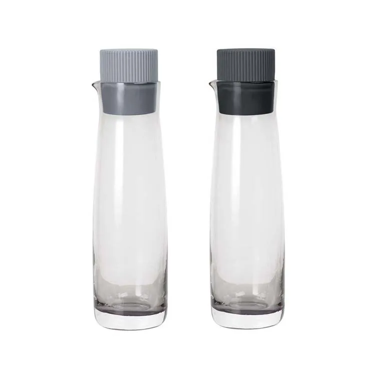 Ensemble bouteilles à huile et vinaigre Olvigo, Sharkskin-magnet (gris-gris) blomus