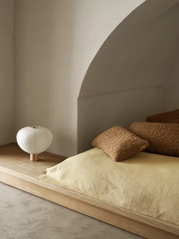 Lampe de table Kami - Chêne, Ø32 cm - blomus